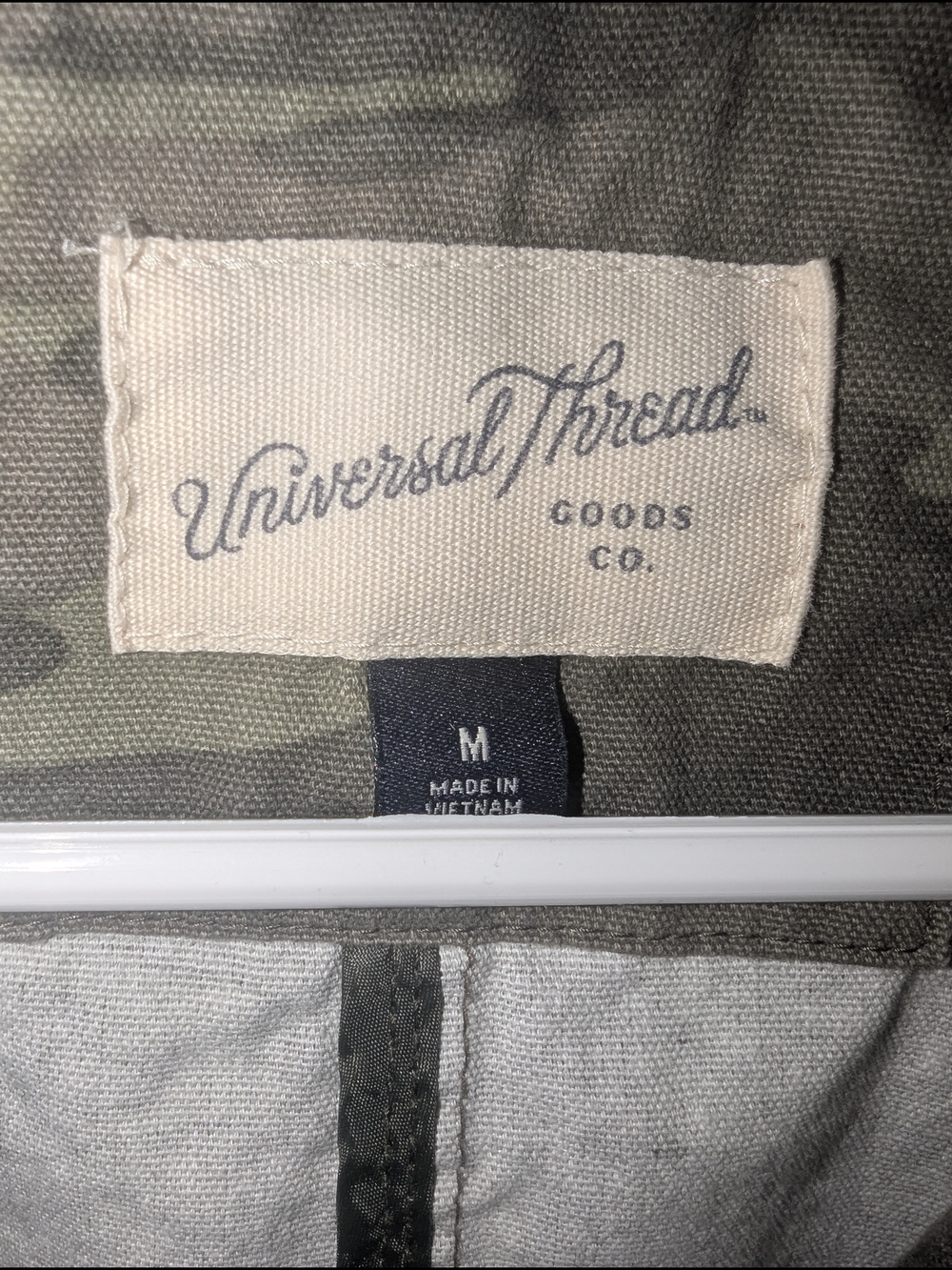 Universal Thread Women's Green Camo Hooded Utility Jacket - Picture 2 of 3